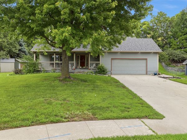 155 Orchard Court, Pleasant Hill, IA 50327