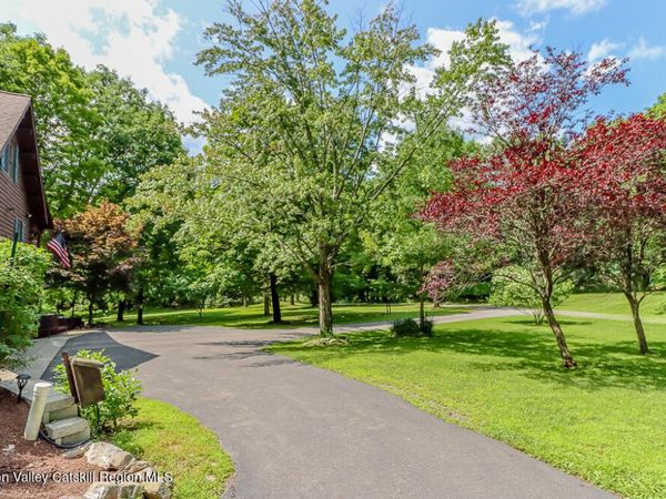 20 Elm Street, Chatham, NY 12037