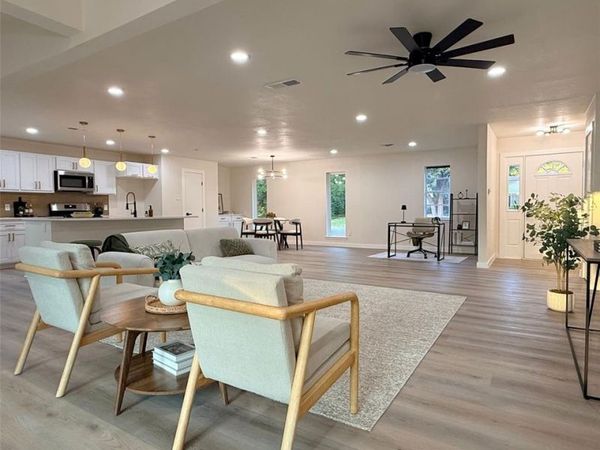 12911 Mitchwin Road, Farmers Branch, TX 75234