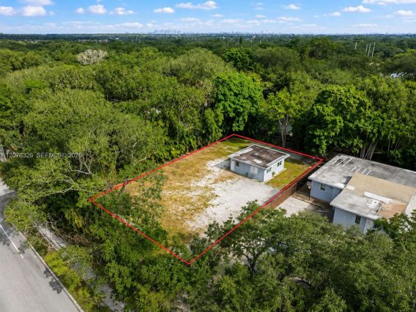 3981 SW 58th St , Dania Beach, FL 33312