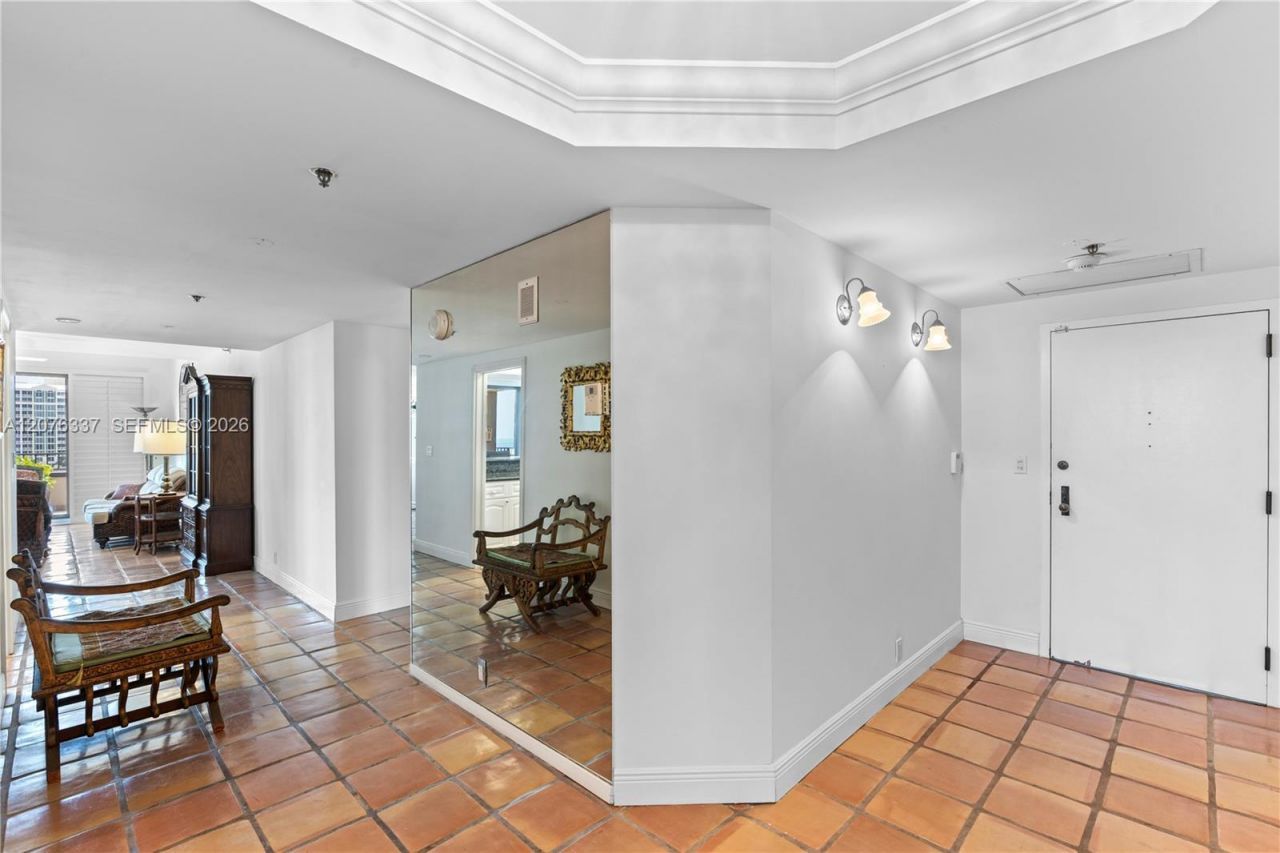 201 Crandon Blvd, Unit 707, Key Biscayne, FL 33149 Photo