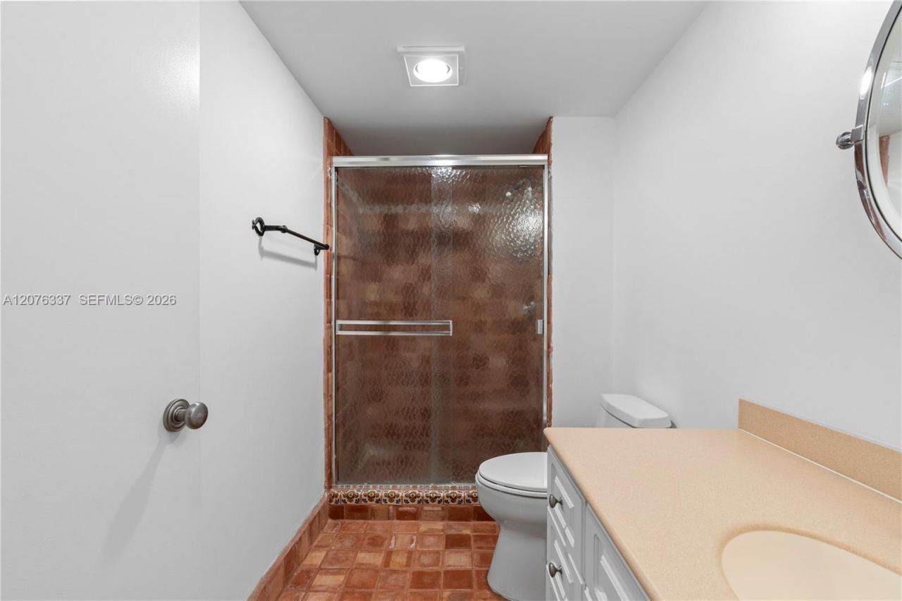 201 Crandon Blvd, Unit 707, Key Biscayne, FL 33149 Photo