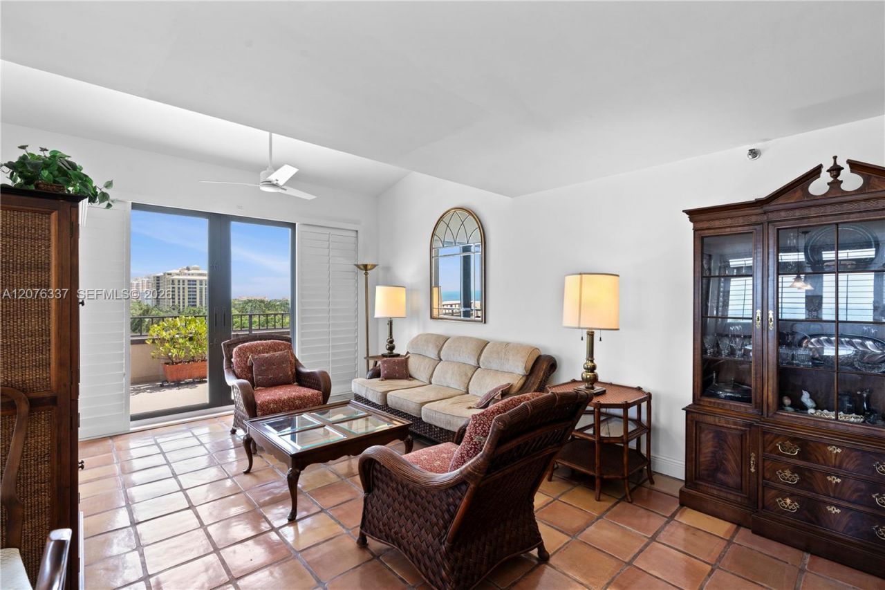 201 Crandon Blvd, Unit 707, Key Biscayne, FL 33149 Photo