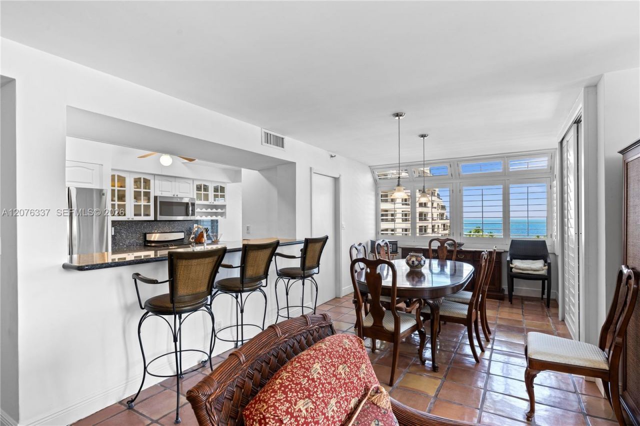 201 Crandon Blvd, Unit 707, Key Biscayne, FL 33149 Photo
