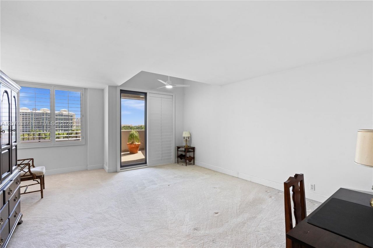 201 Crandon Blvd, Unit 707, Key Biscayne, FL 33149 Photo