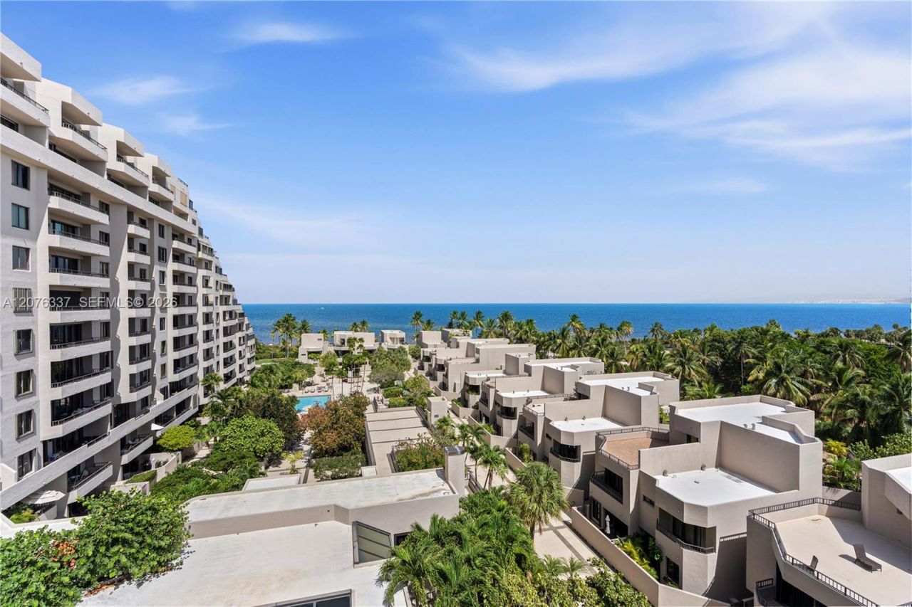 201 Crandon Blvd, Unit 707, Key Biscayne, FL 33149 Photo