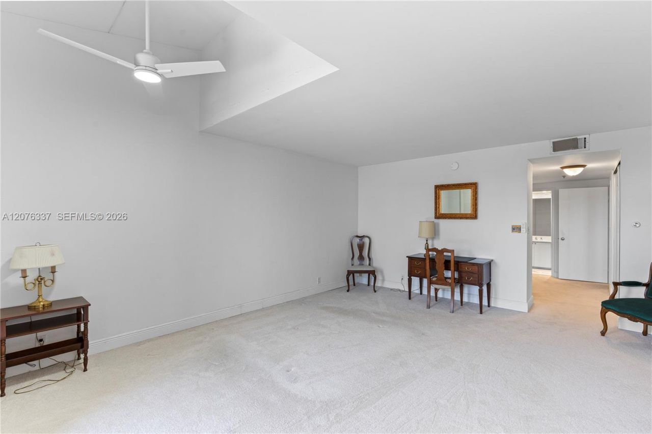 201 Crandon Blvd, Unit 707, Key Biscayne, FL 33149 Photo