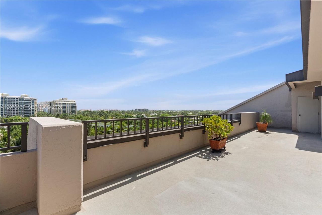 201 Crandon Blvd, Unit 707, Key Biscayne, FL 33149 Photo