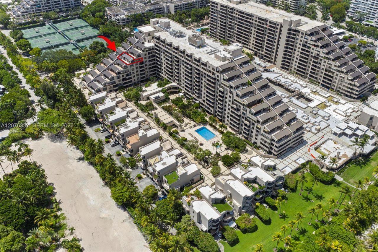 201 Crandon Blvd, Unit 707, Key Biscayne, FL 33149 Photo