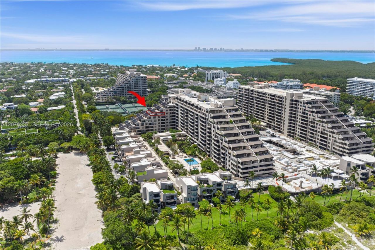 201 Crandon Blvd, Unit 707, Key Biscayne, FL 33149 Photo