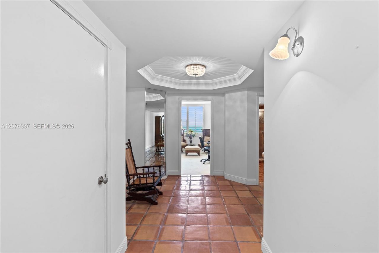 201 Crandon Blvd, Unit 707, Key Biscayne, FL 33149 Photo
