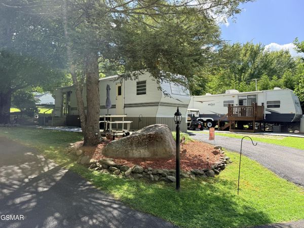 4229 E Parkway #136 , Unit 136, Gatlinburg, TN 37738