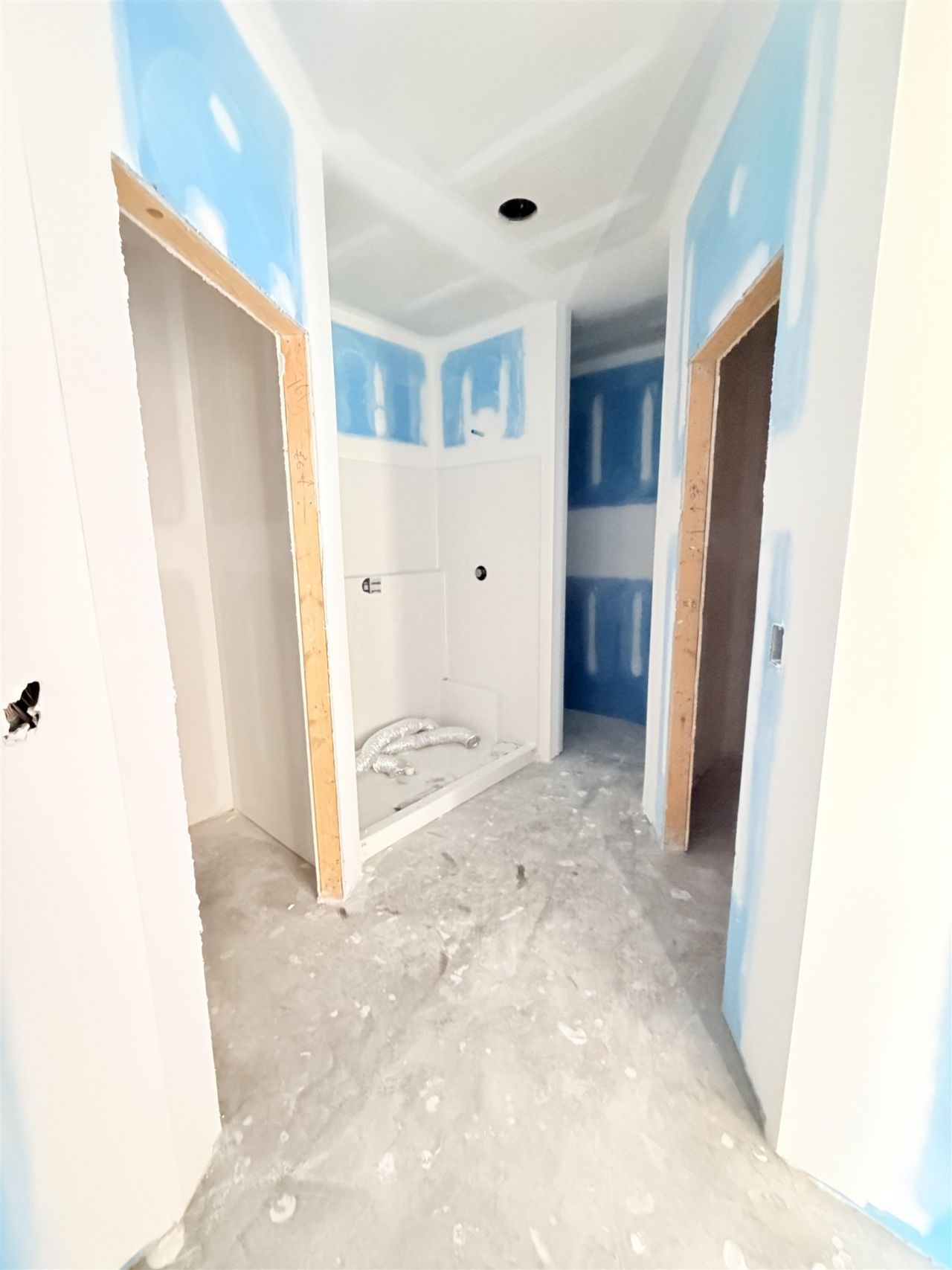 2721 Loop Rd.  Photo 8