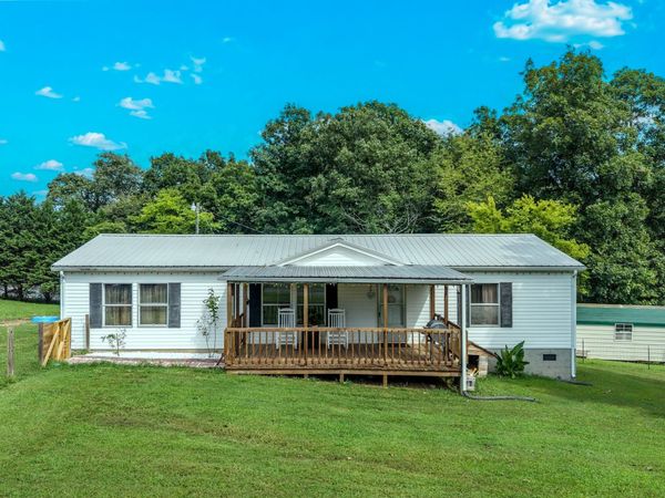 105 County Road 266 , Sweetwater, TN 37874