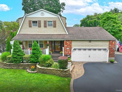 29 Boxwood Drive  Kings Park, NY 11754