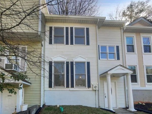 688 Stratford Green, Avondale Estates, GA 30002