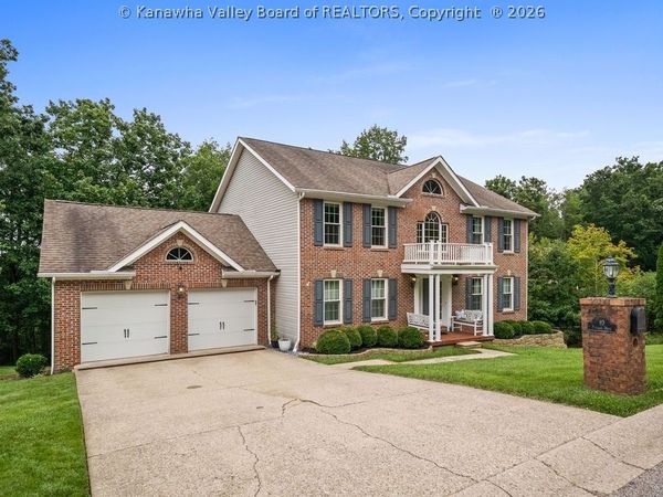 10 Pinnacle Drive, Charleston, WV 25301