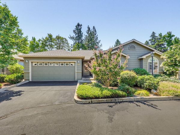 2140 Birchwood Lane, Ashland, OR 97520
