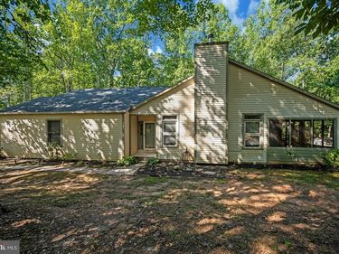 13218 TALL OAK TURN, SUMERDUCK, VA 22742