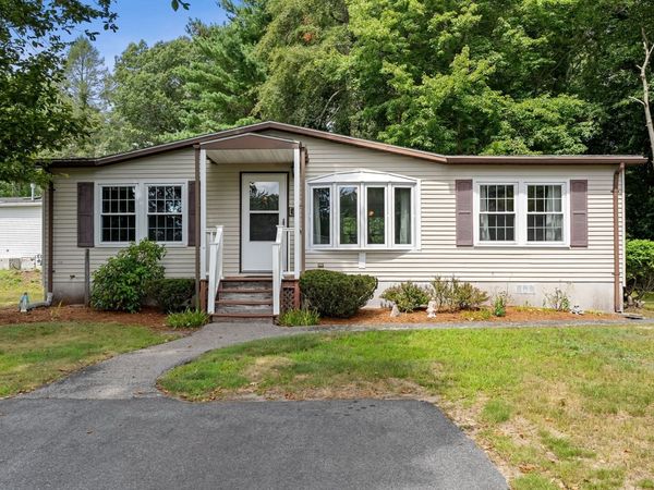 6 Cyrpess Circle, Rockland, MA 02370