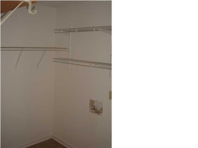 8021 Thelen Street Photo 4