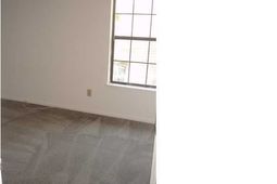 8021 Thelen Street photo 4