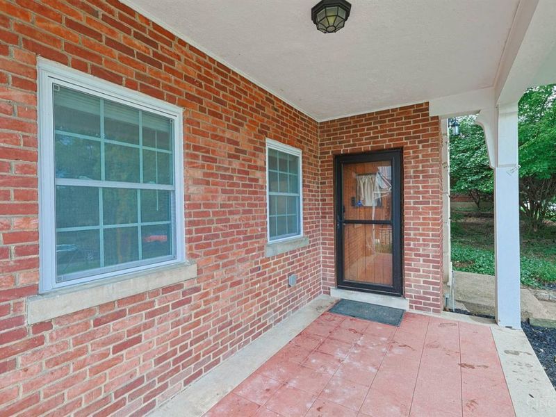 2003 Crane Avenue, Cincinnati, OH 45207 Photo 2