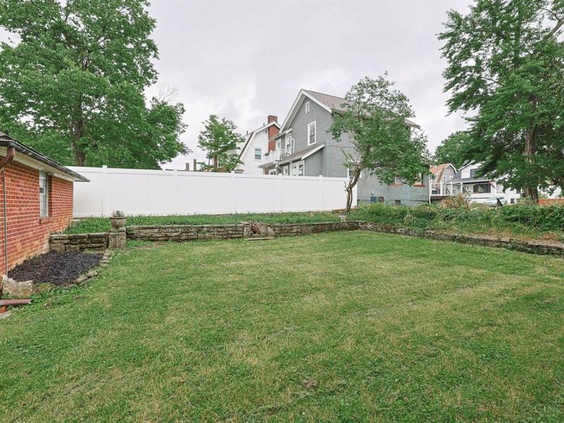 2003 Crane Avenue, Cincinnati, OH 45207 Photo 34