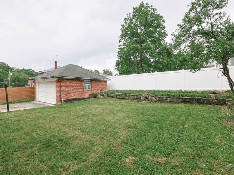 2003 Crane Avenue, Cincinnati, OH 45207 Photo 35
