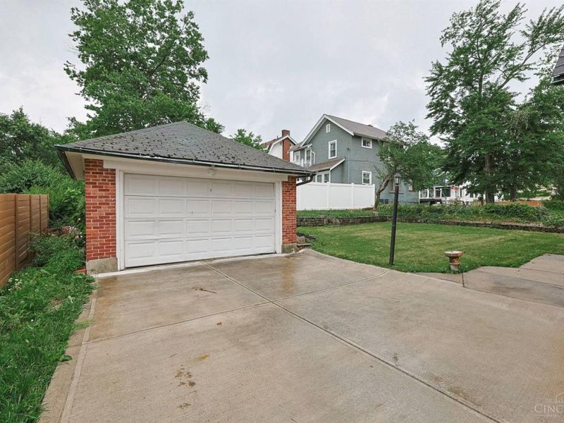 2003 Crane Avenue, Cincinnati, OH 45207 Photo 40