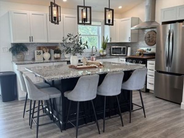 44 Hancock, Fall River, MA 02721