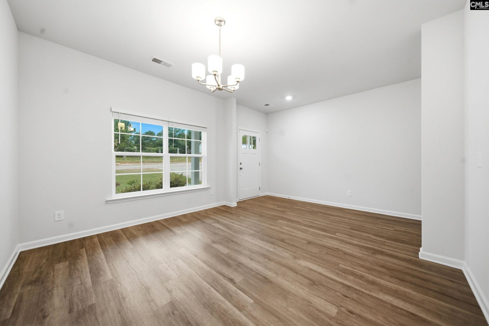 351 S Hampton Road Photo 14