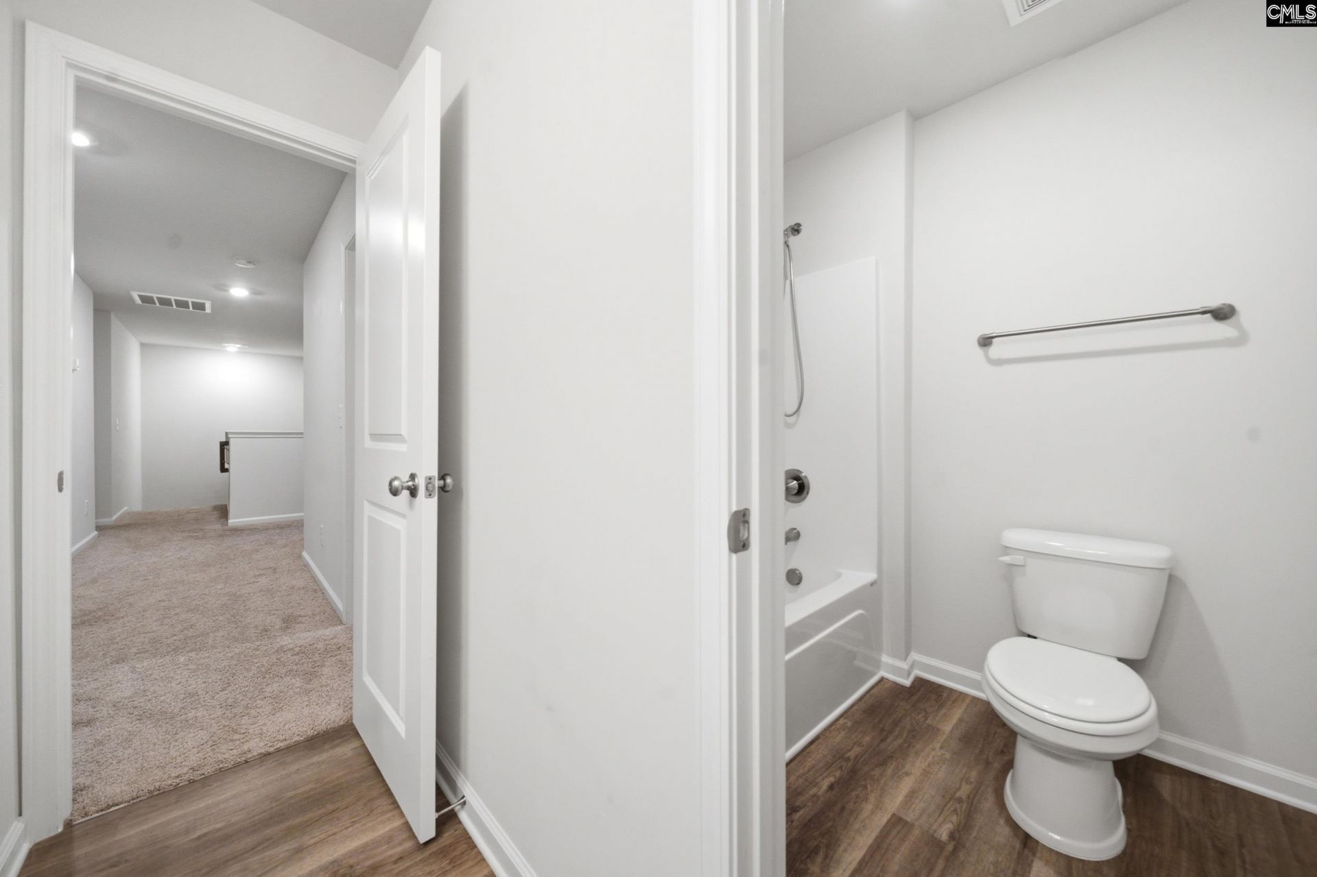 351 S Hampton Road Photo 28