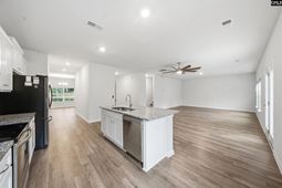 351 S Hampton Road photo 4