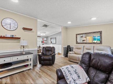 375 Magnolia Way, Reno, NV 89506 Photo