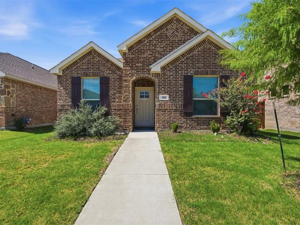 1121 Western Yarrow Avenue, Justin, TX 76247