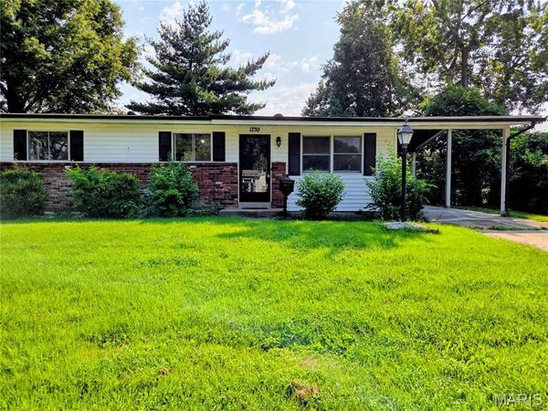 1750 Beverly Drive, Florissant, MO 63031