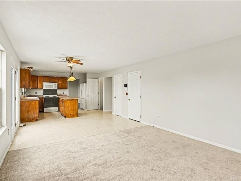 1000 Lofton Drive, Clayton, OH 45315 Photo 13