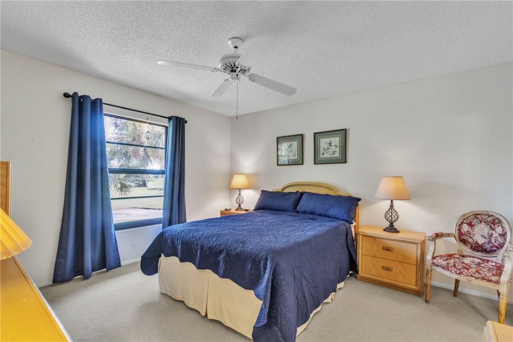 25 Plantation Drive, Unit 203, Vero Beach, FL 32966 Photo