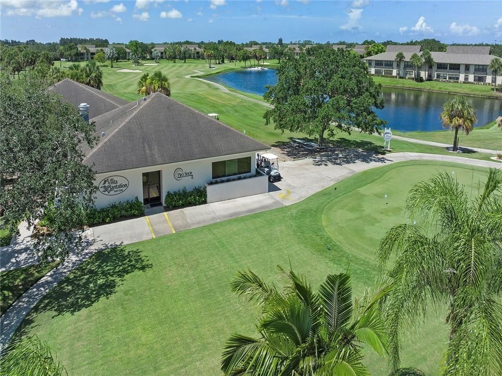 25 Plantation Drive, Unit 203, Vero Beach, FL 32966 Photo