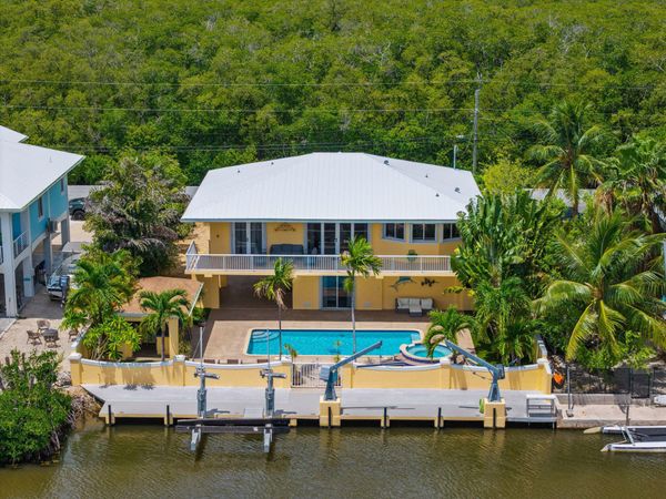 984 Shaw Drive, KEY LARGO, FL 33037
