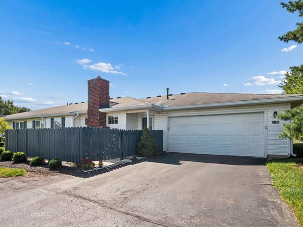 8337 Greyhawk Circle, Columbus, OH 43240