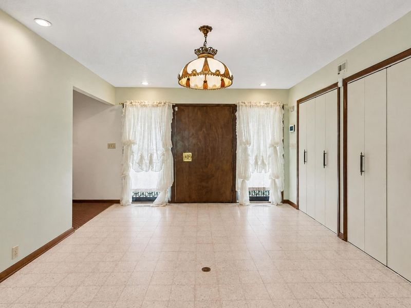 121 Hubbard Road, Galloway, OH 43119 Photo 10