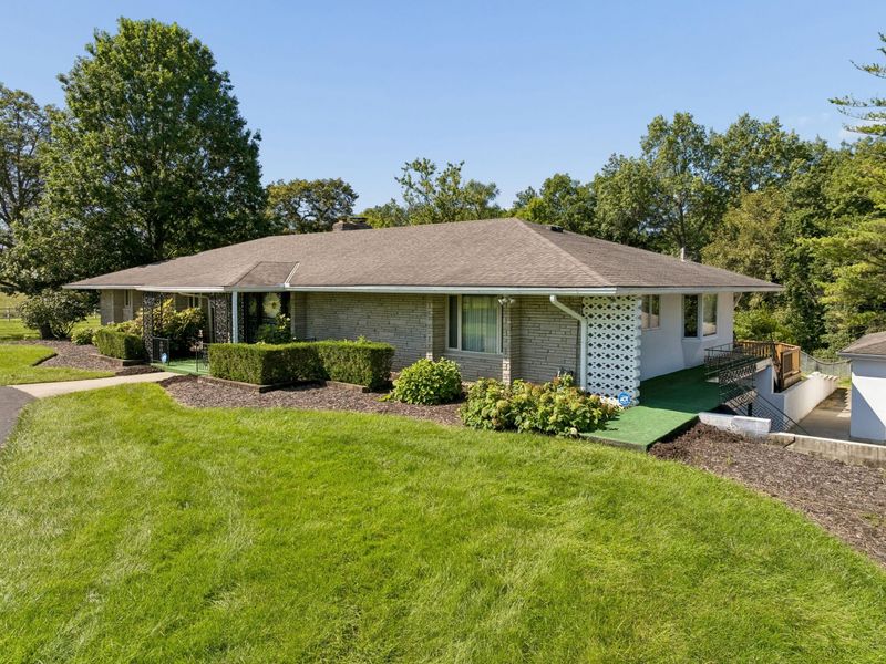 121 Hubbard Road, Galloway, OH 43119 Photo 8