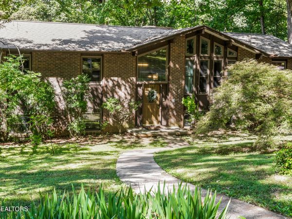 1109 Venice Rd, Knoxville, TN 37923