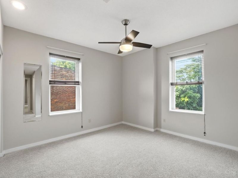 427 Hopkins Street, Unit 8, Cincinnati, OH 45203 Photo 21