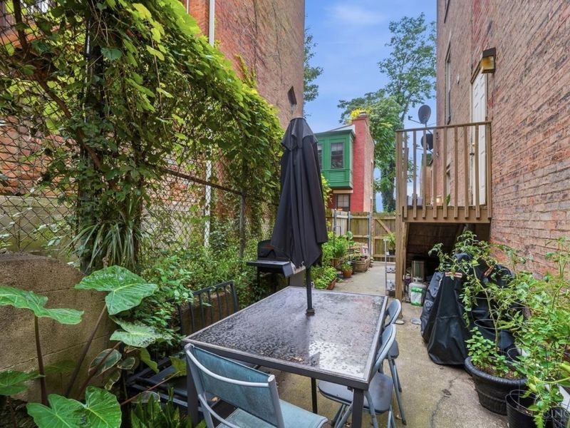 427 Hopkins Street, Unit 8, Cincinnati, OH 45203 Photo 35