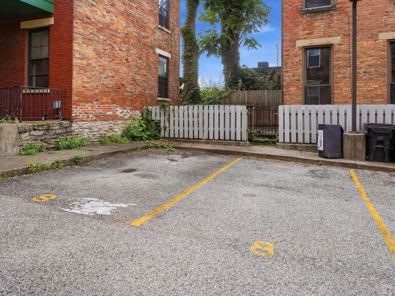 427 Hopkins Street, Unit 8, Cincinnati, OH 45203 Photo 43