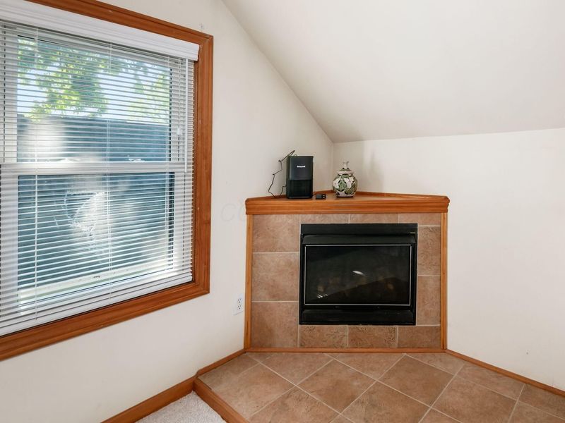 128 E Royal Forest Boulevard, Columbus, OH 43214 Photo 32