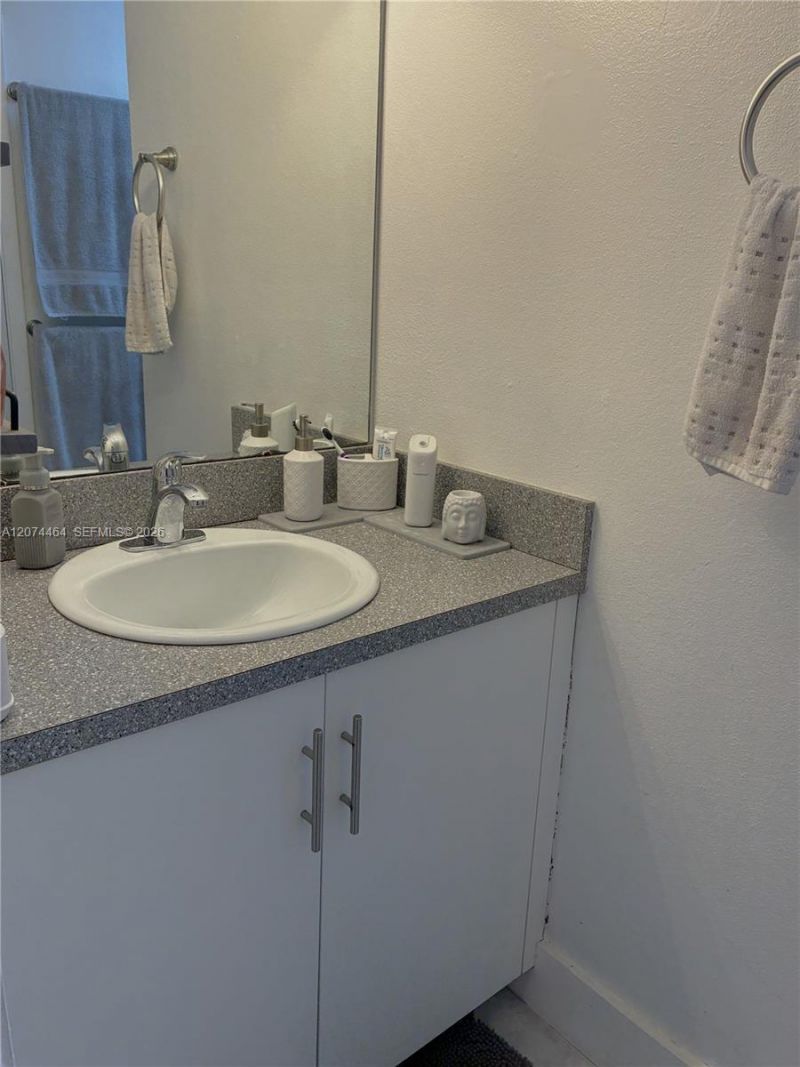 15591 SW 105th Ter , Unit 518, Miami, FL 33196 Photo